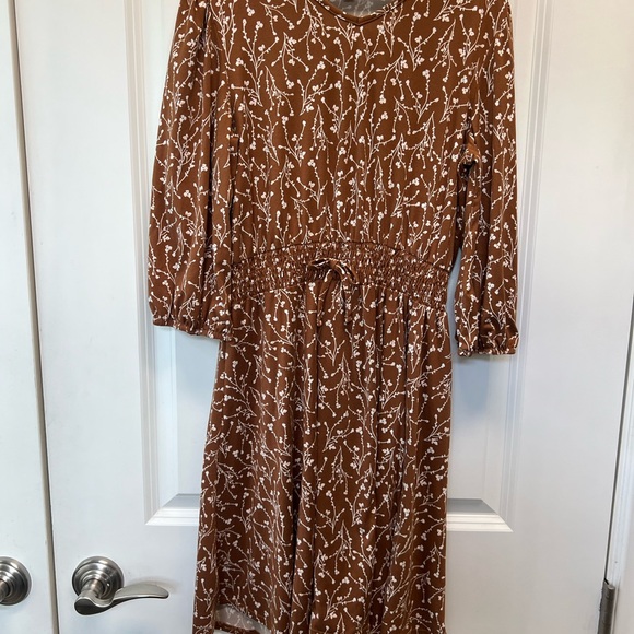 Perfect dress for Fall pictures! - Picture 1 of 4